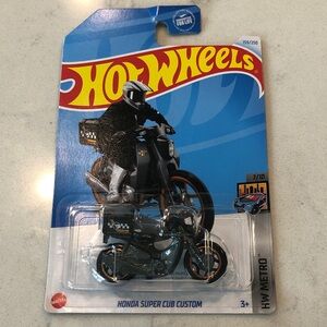Mattel Hot Wheels Honda Super Cub Custom - Gray and Black Treasure Hunt